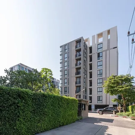 Modern Condo In Nimman